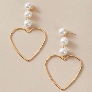 CHVKER JEWELRY Faux Pearl Drop Heart Earrings